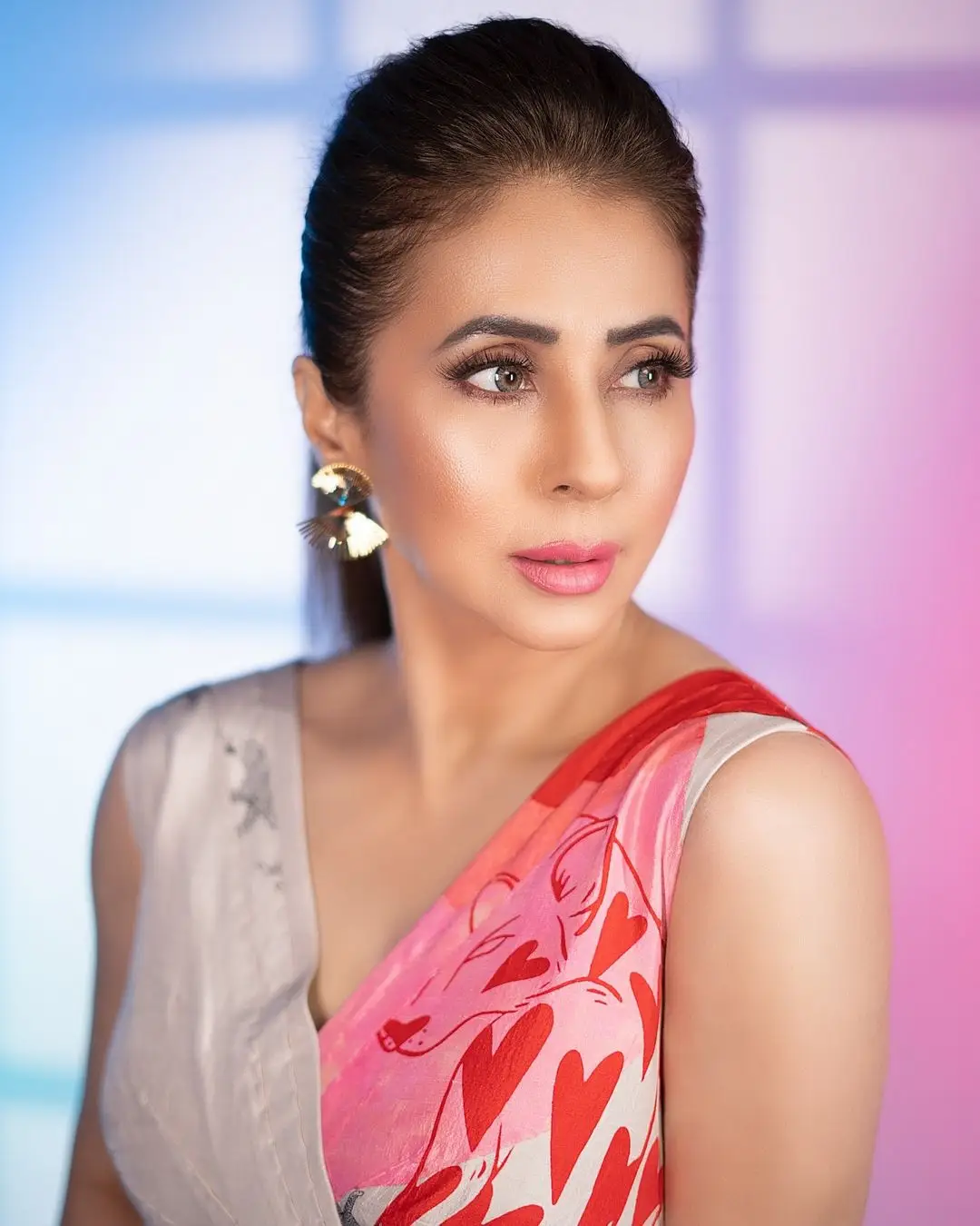 Bollywood Actress Urmila Matondkar Stills Pink Gown